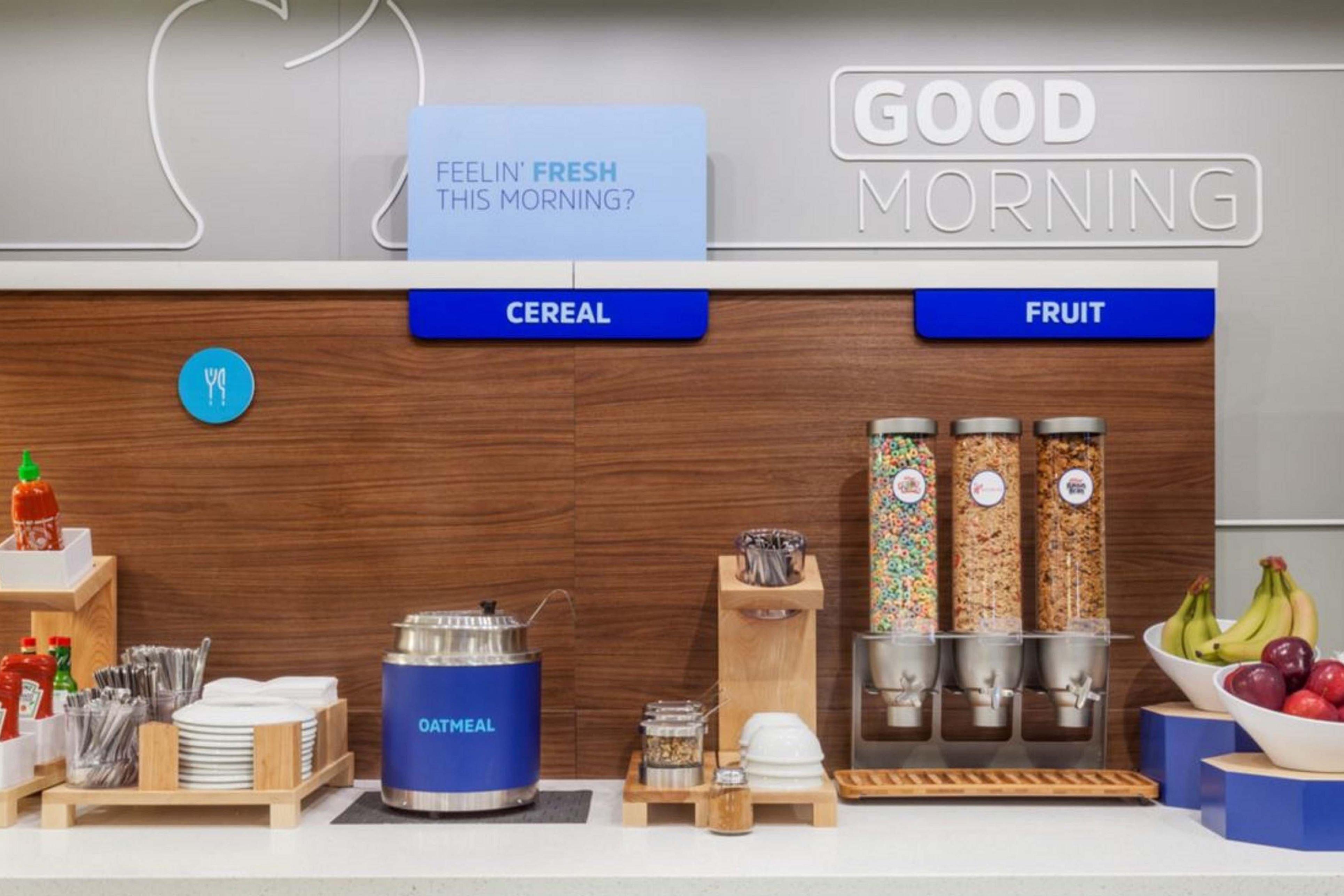 Holiday Inn Express Hotel & Suites Forest By Ihg Ngoại thất bức ảnh